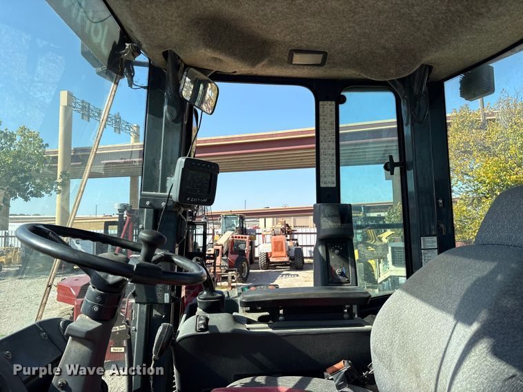 image for item ET7302 2014 John Deere 624K wheel loader