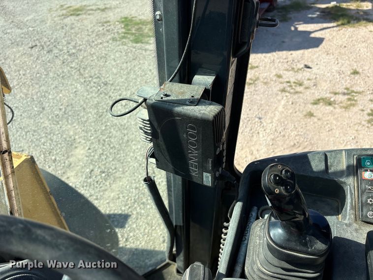 image for item ET7302 2014 John Deere 624K wheel loader