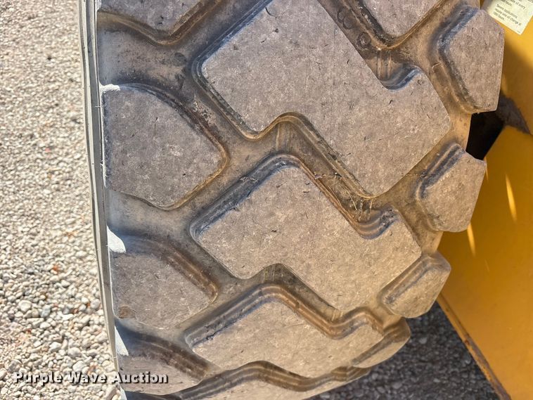 image for item ET7302 2014 John Deere 624K wheel loader