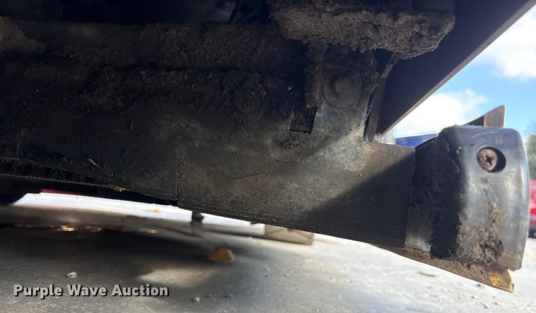 image for item ET7304 Tennant M17 floor scrubber