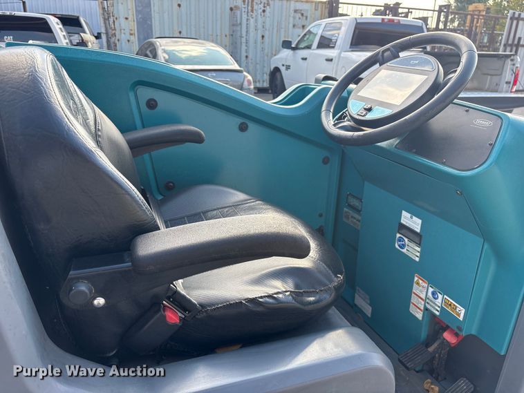 image for item ET7304 Tennant M17 floor scrubber