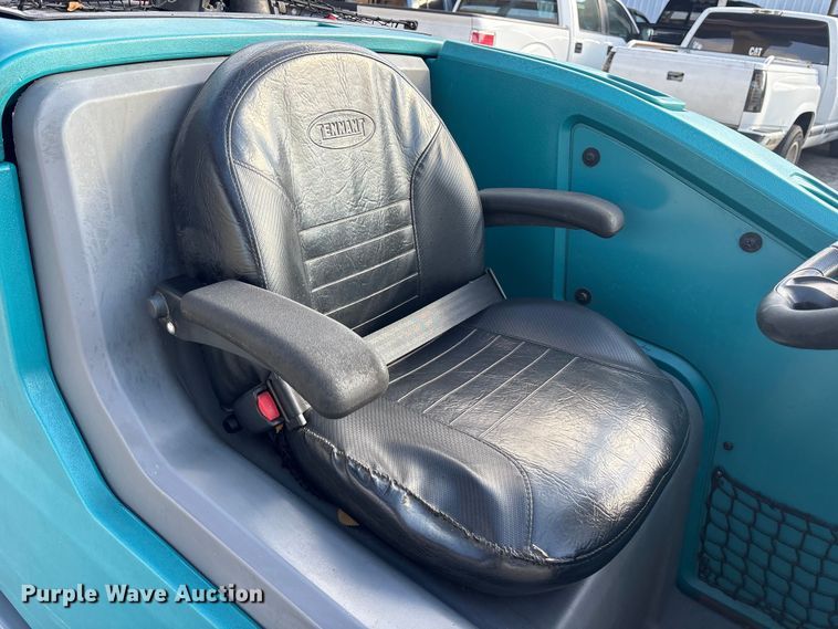 image for item ET7304 Tennant M17 floor scrubber