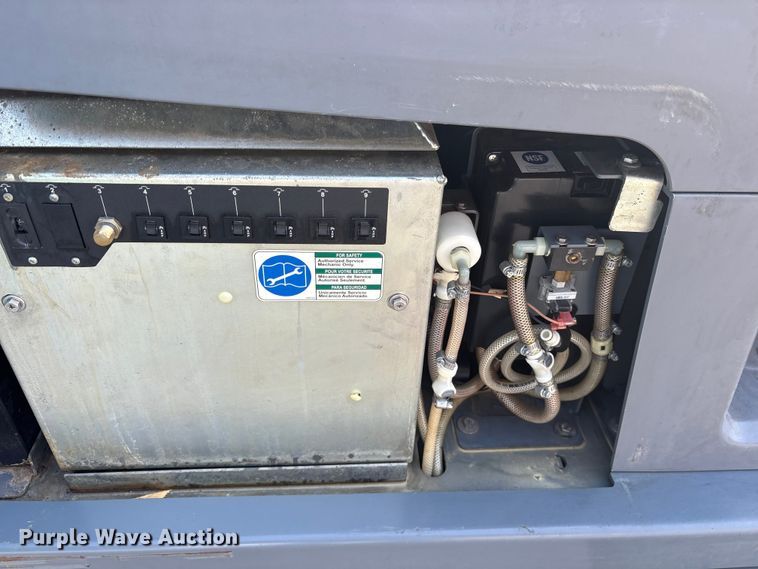 image for item ET7304 Tennant M17 floor scrubber