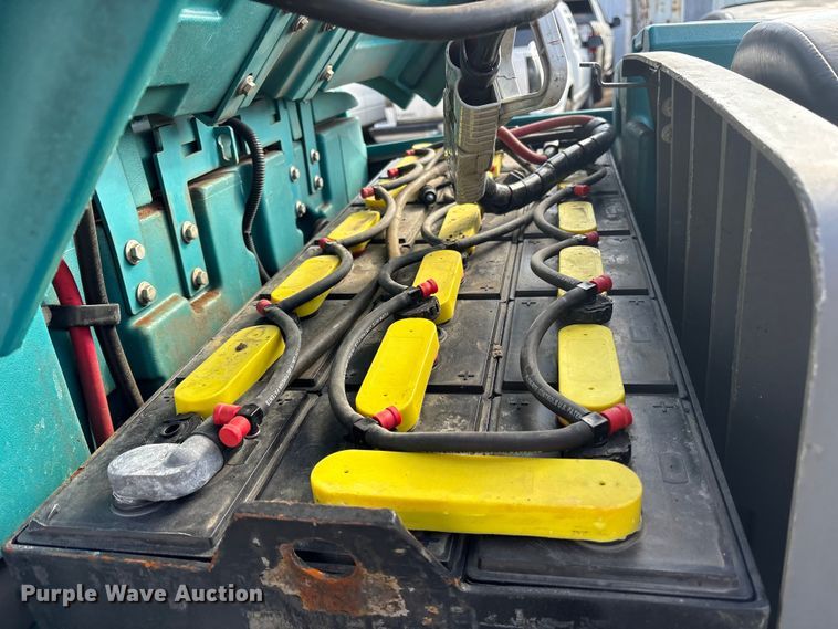 image for item ET7304 Tennant M17 floor scrubber