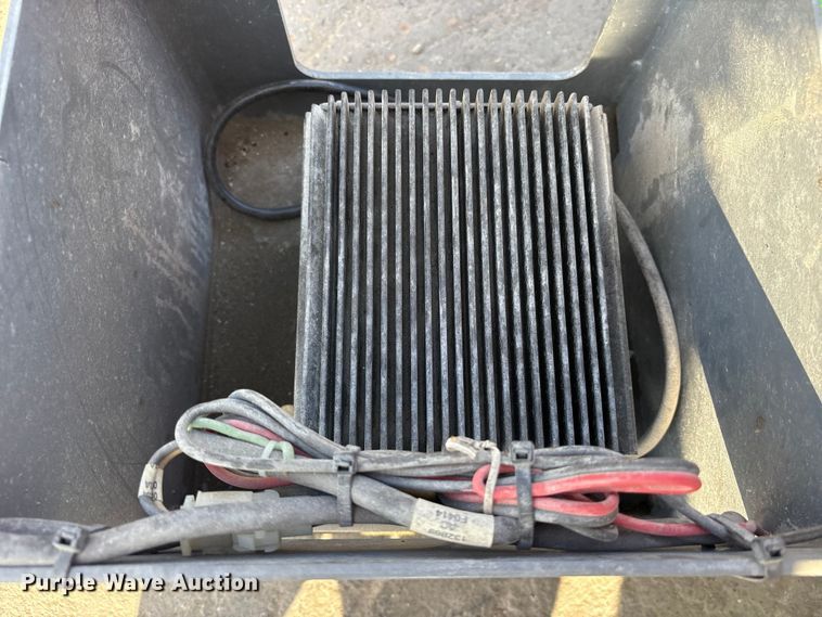 image for item ET7305 2014 Skyjack SJIII 4632 scissor lift