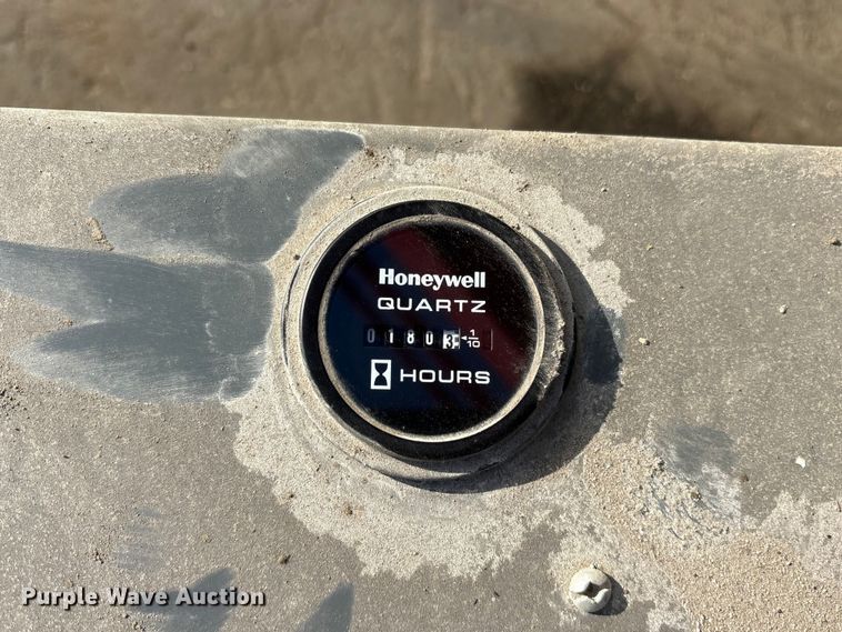 image for item ET7306 2014 Skyjack SJIII 3226 scissor lift