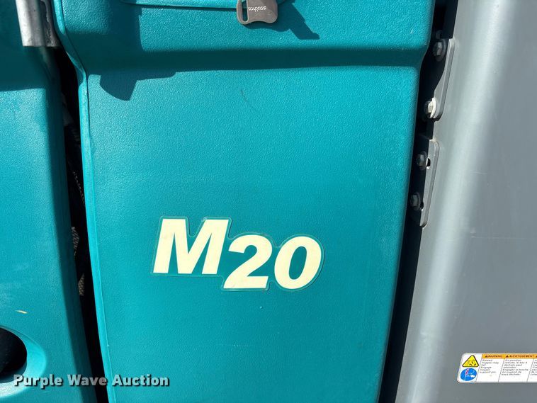 image for item ET7307 Tennant M20 Sweeper-scrubber.