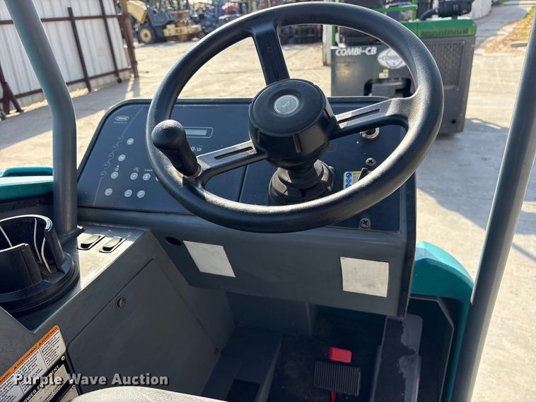 image for item ET7307 Tennant M20 Sweeper-scrubber.