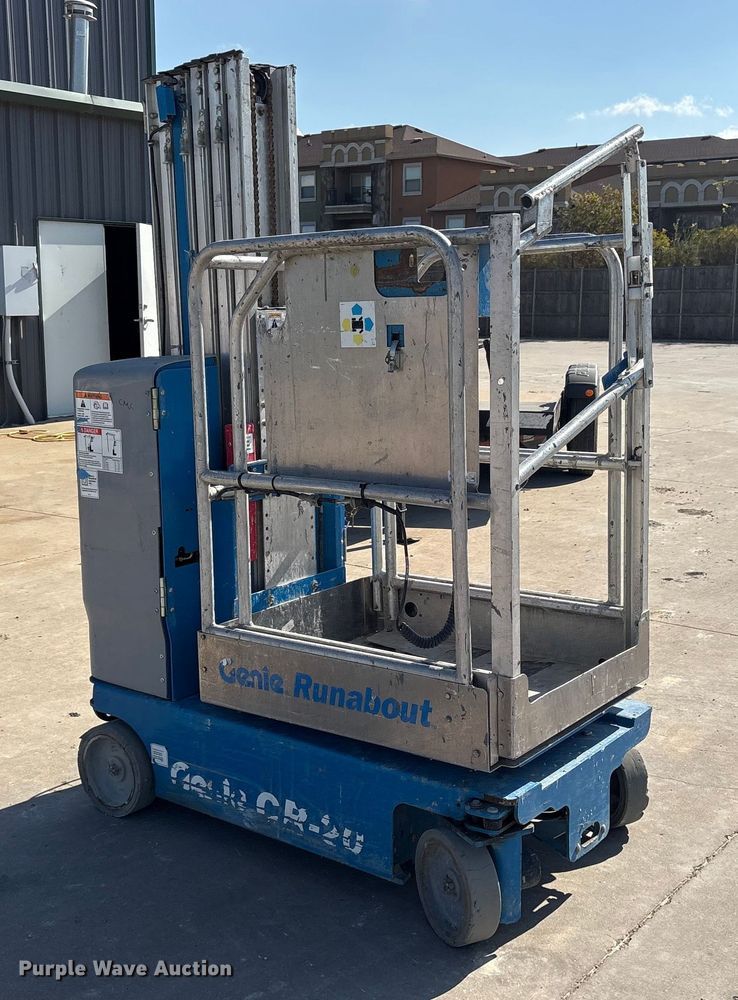 image for item ET7308 2017 Genie GR-20 vertical lift