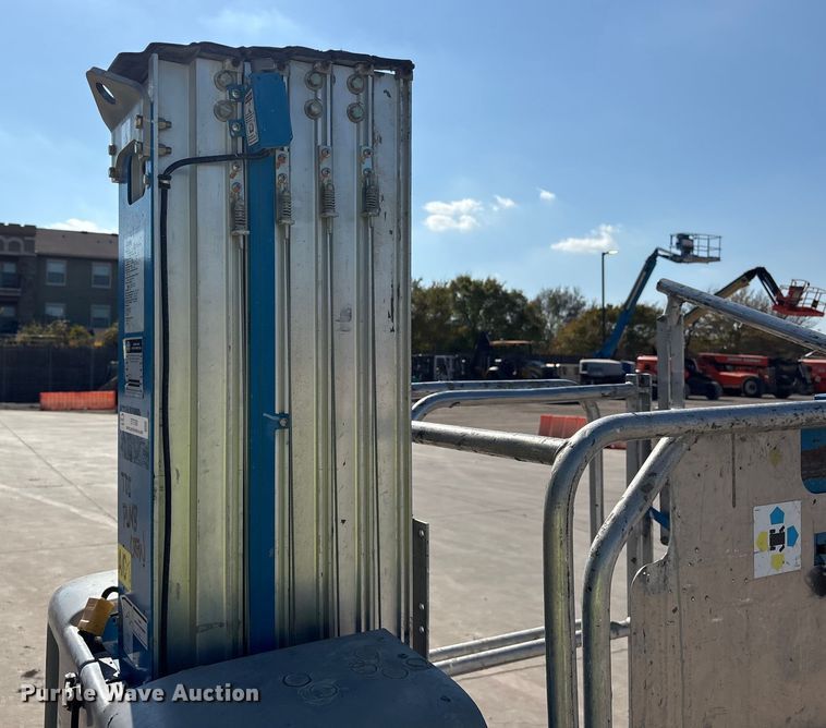 image for item ET7308 2017 Genie GR-20 vertical lift