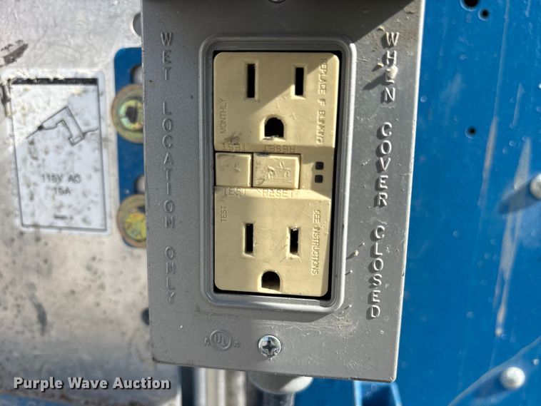 image for item ET7308 2017 Genie GR-20 vertical lift