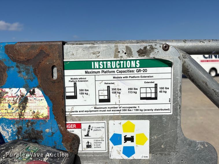 image for item ET7308 2017 Genie GR-20 vertical lift