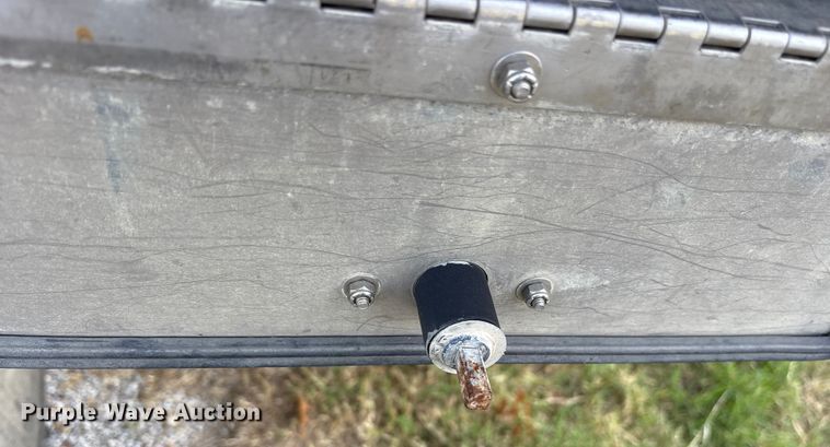 image for item ET7318 2016 Ford F450 Super Duty bucket truck