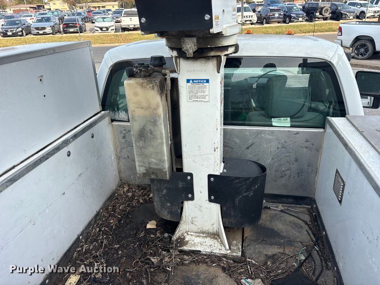 image for item ET7318 2016 Ford F450 Super Duty bucket truck