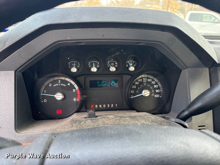 image for item ET7318 2016 Ford F450 Super Duty bucket truck