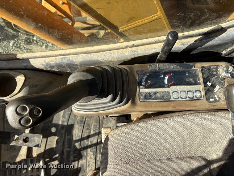 image for item ET8618 2012 Case CX75SR excavator