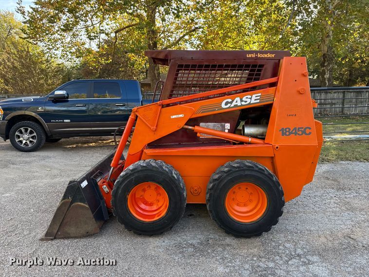 image for item EU5390 1993 Case 1845C skid steer loader