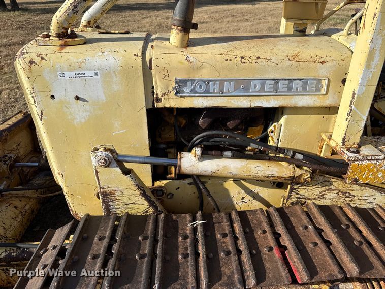 image for item EU5391 John Deere 350-B dozer