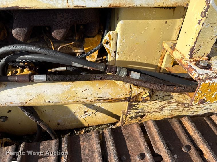 image for item EU5391 John Deere 350-B dozer