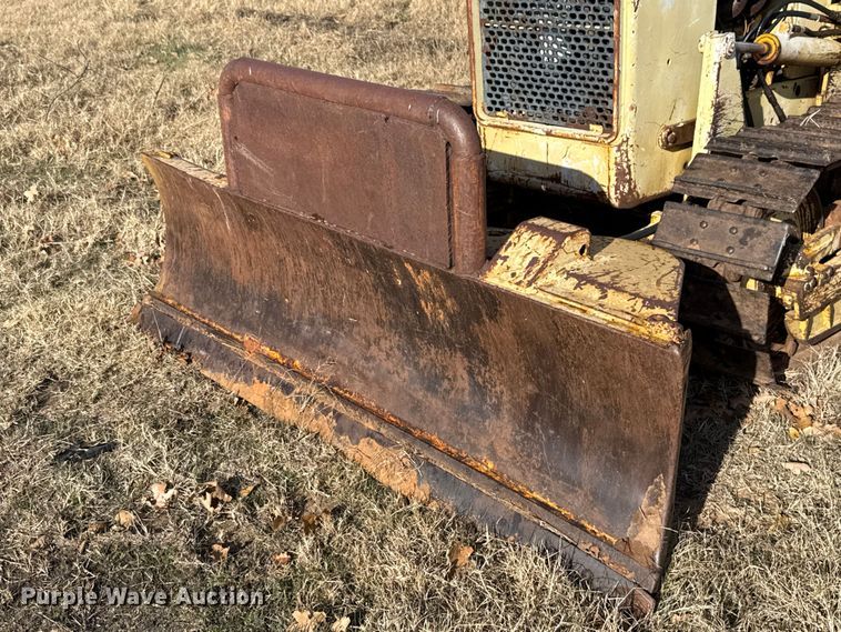 image for item EU5391 John Deere 350-B dozer