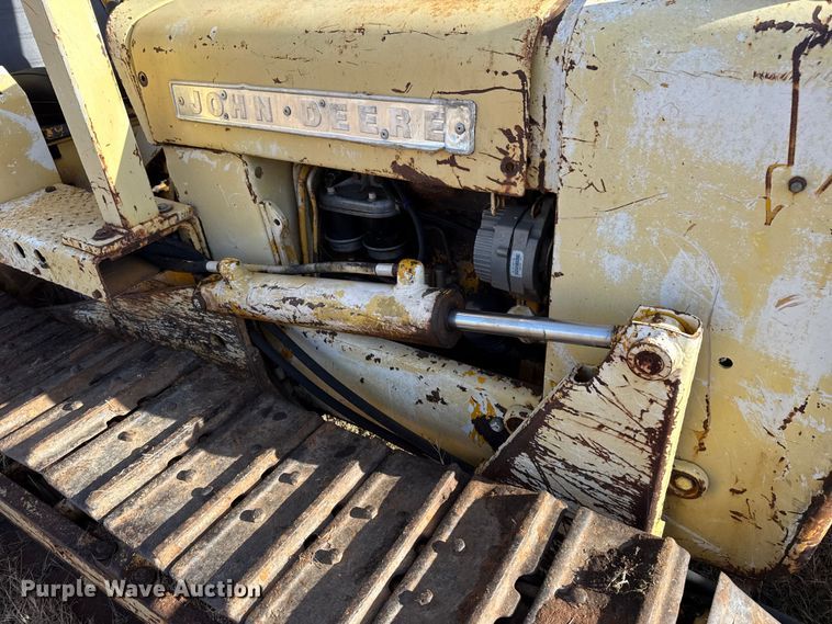 image for item EU5391 John Deere 350-B dozer