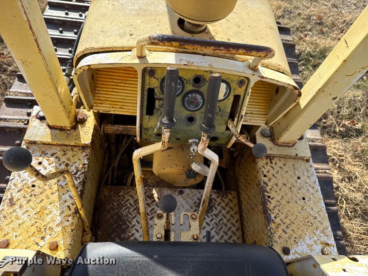 image for item EU5391 John Deere 350-B dozer