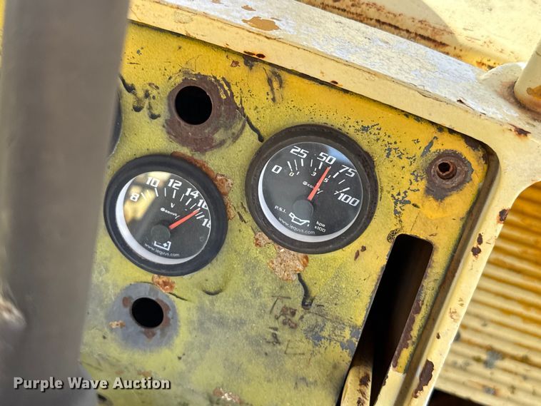 image for item EU5391 John Deere 350-B dozer