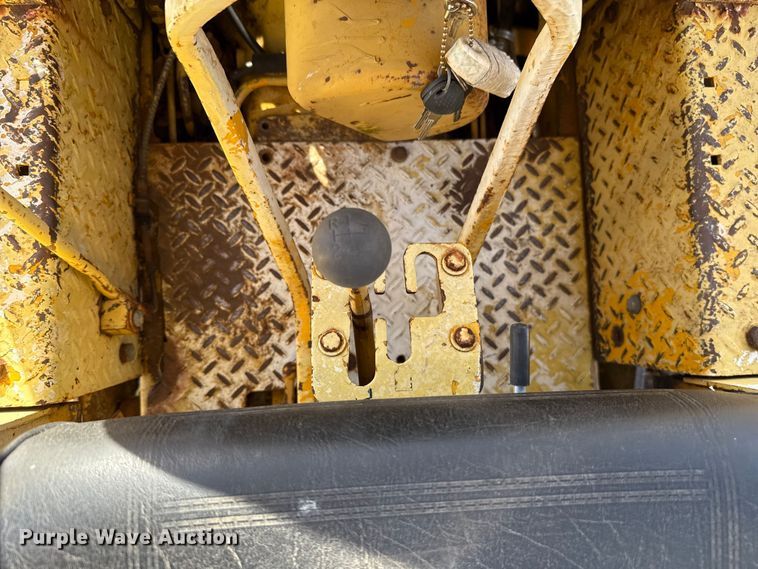 image for item EU5391 John Deere 350-B dozer