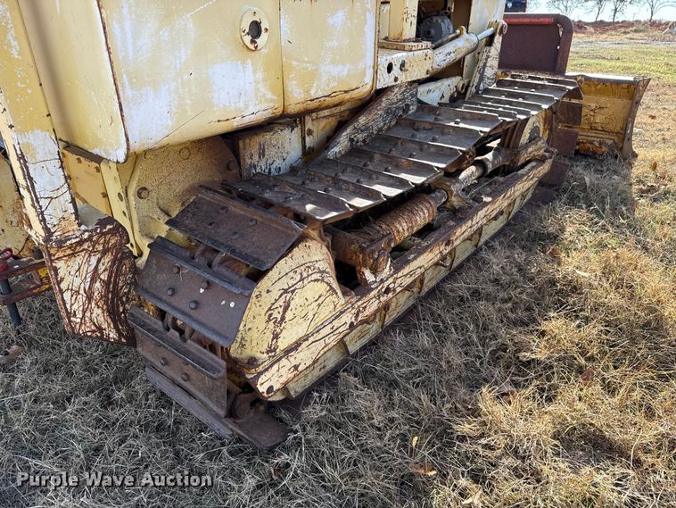 image for item EU5391 John Deere 350-B dozer