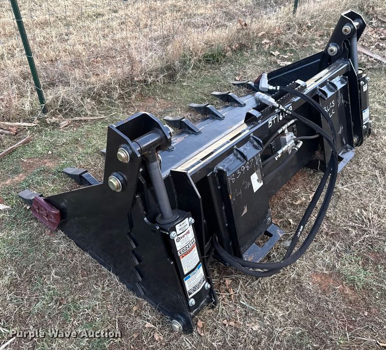 image for item EU5396 Virnig E024144 skid steer bucket