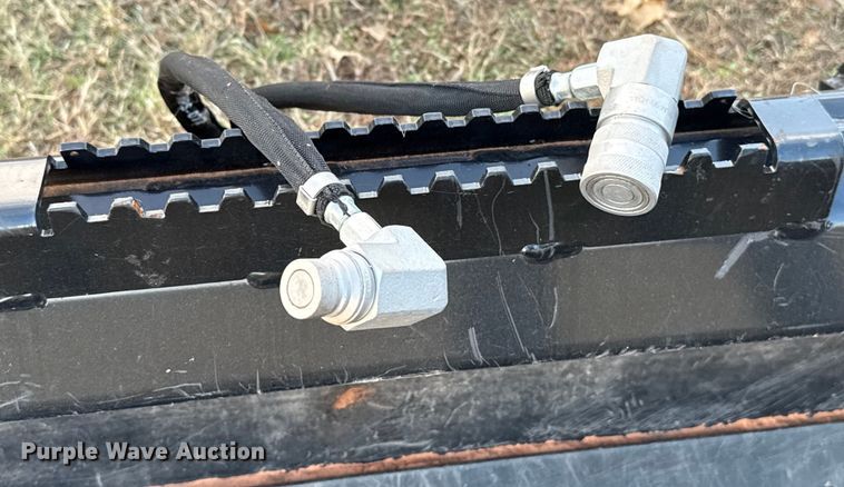 image for item EU5396 Virnig E024144 skid steer bucket