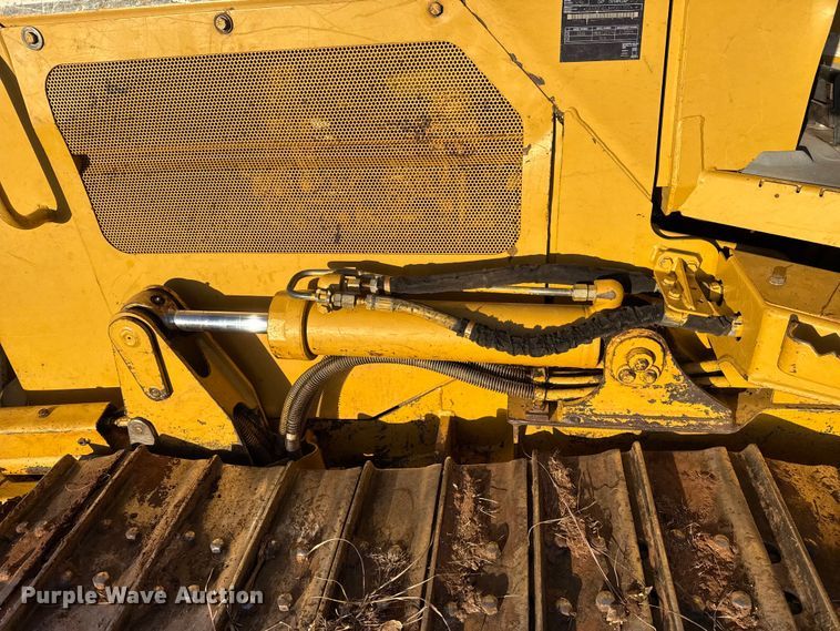 image for item EU5397 2006 Caterpillar D4G XL dozer