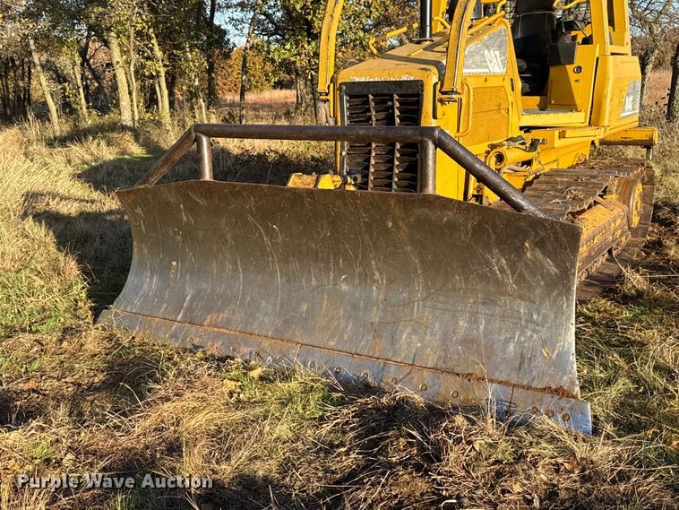 image for item EU5397 2006 Caterpillar D4G XL dozer