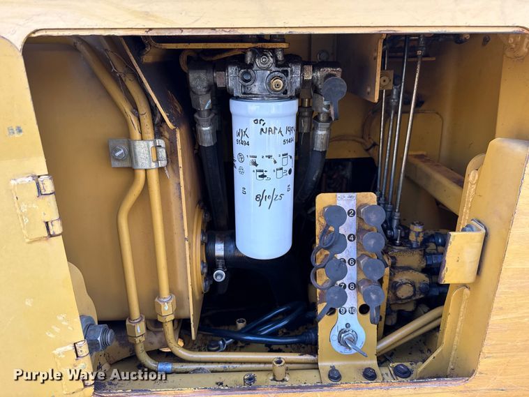 image for item EU5397 2006 Caterpillar D4G XL dozer