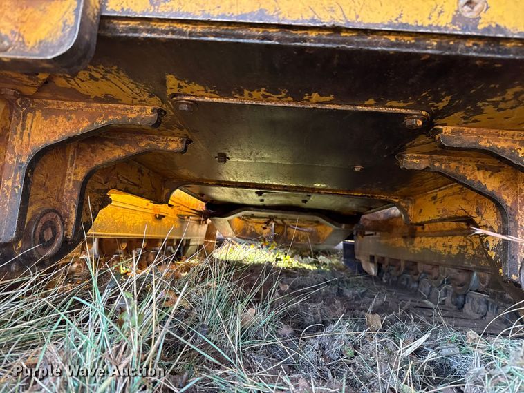 image for item EU5397 2006 Caterpillar D4G XL dozer