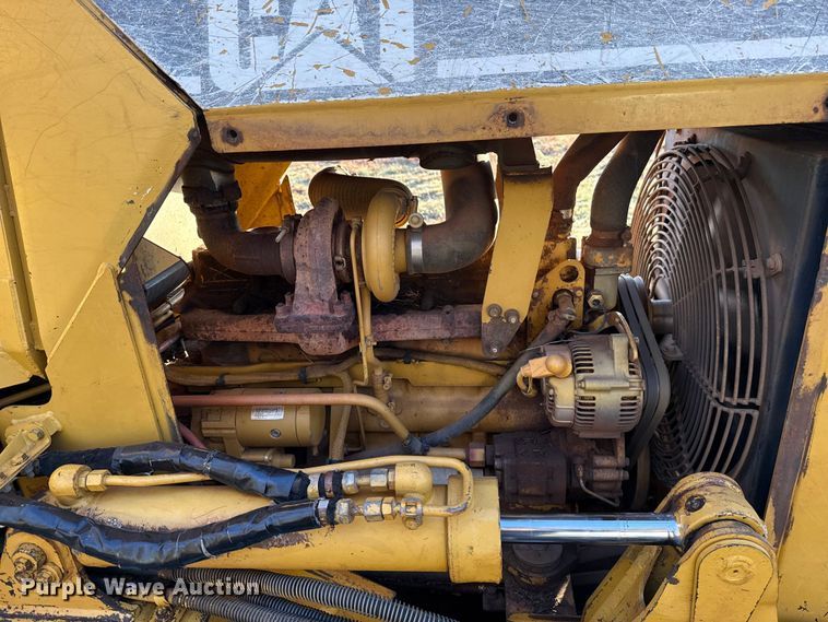 image for item EU5397 2006 Caterpillar D4G XL dozer