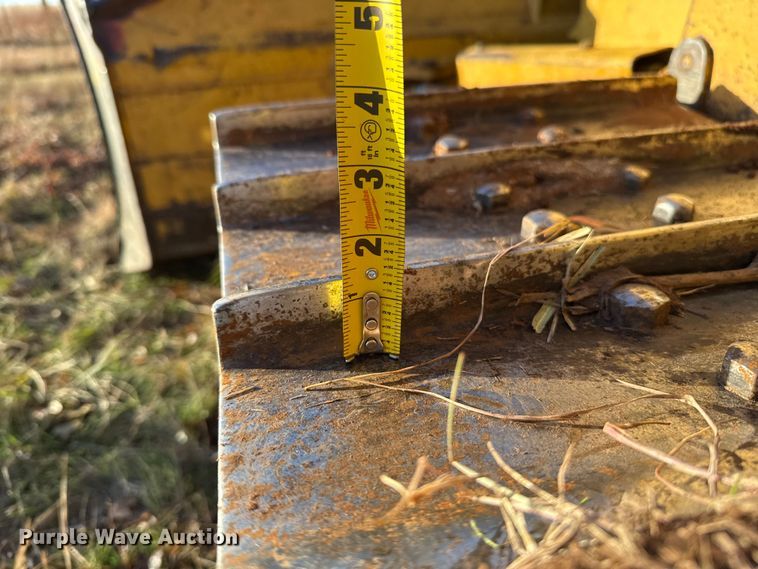 image for item EU5397 2006 Caterpillar D4G XL dozer