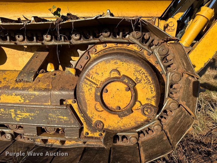 image for item EU5397 2006 Caterpillar D4G XL dozer