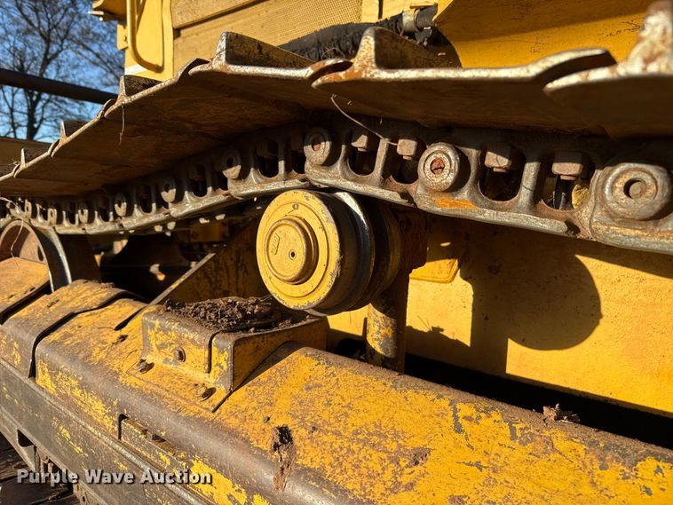 image for item EU5397 2006 Caterpillar D4G XL dozer
