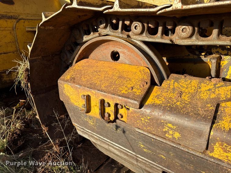 image for item EU5397 2006 Caterpillar D4G XL dozer