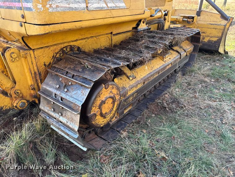 image for item EU5397 2006 Caterpillar D4G XL dozer