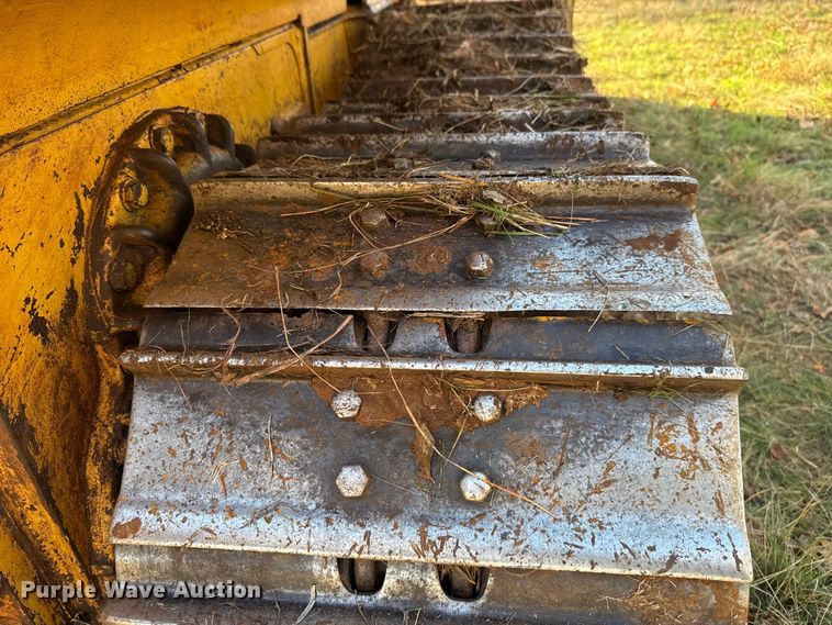 image for item EU5397 2006 Caterpillar D4G XL dozer