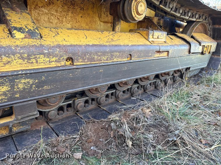 image for item EU5397 2006 Caterpillar D4G XL dozer