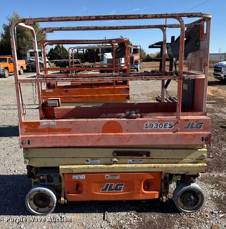 image for item EU5402 2017 JLG 1930ES scissor lift