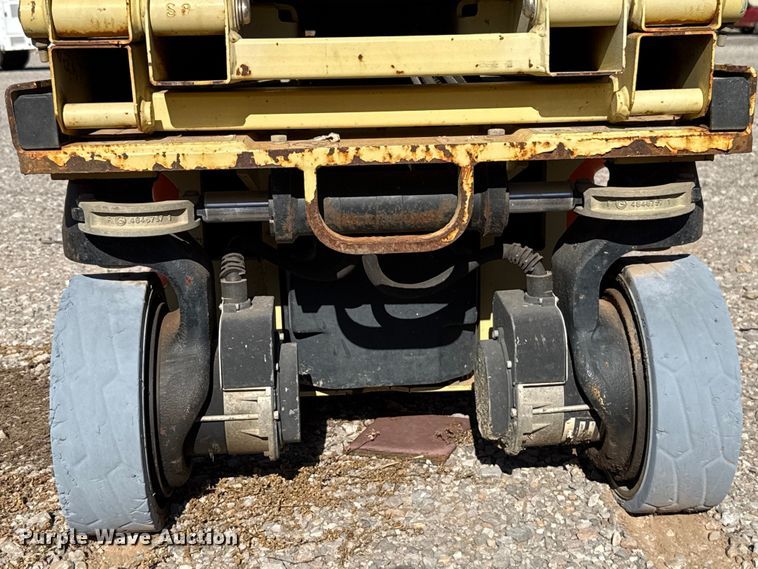 image for item EU5402 2017 JLG 1930ES scissor lift