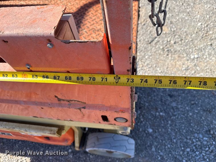 image for item EU5402 2017 JLG 1930ES scissor lift