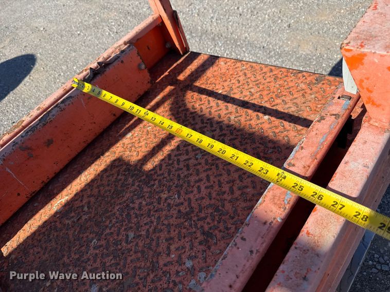 image for item EU5402 2017 JLG 1930ES scissor lift