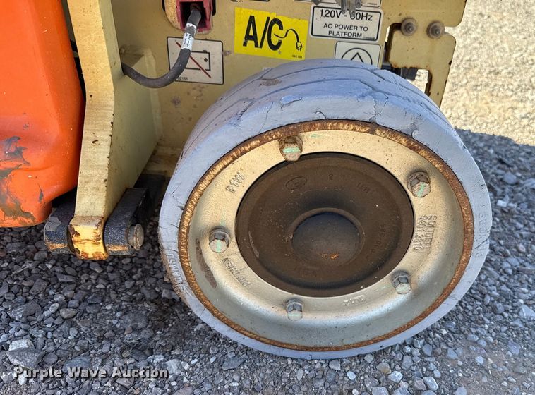 image for item EU5402 2017 JLG 1930ES scissor lift