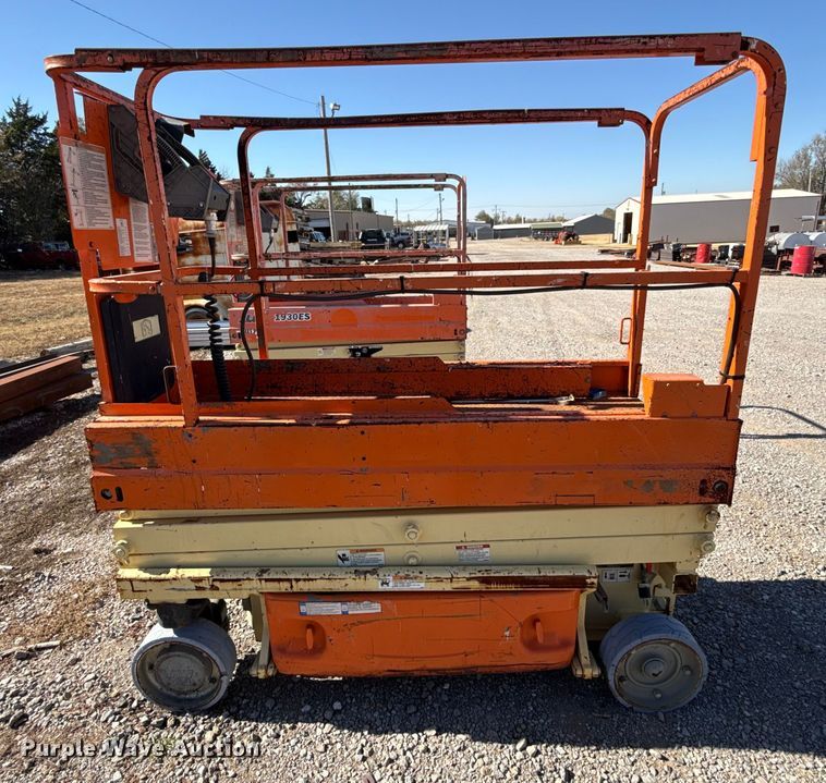 image for item EU5403 2017 JLG 1930ES scissor lift