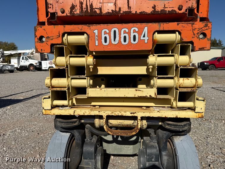 image for item EU5403 2017 JLG 1930ES scissor lift